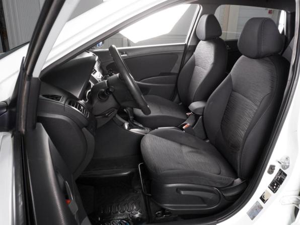 Hyundai Solaris I Рестайлинг с пробегом 2015 года, цена 1 025 000 рублей, 177702 км, хэтчбек, Автокод Объявления