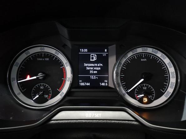 Skoda Octavia III (A7) Рестайлинг с пробегом 2018 года, цена 1 420 000 рублей, 186134 км, лифтбек, Автокод Объявления
