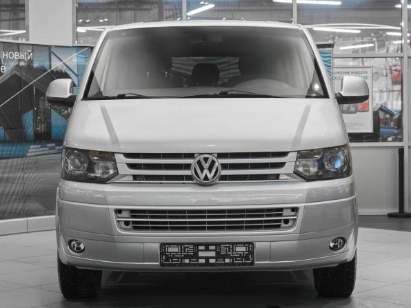 Volkswagen Caravelle T5 Рестайлинг с пробегом 2010 года, цена 1 499 000 рублей, 143600 км, минивэн, Автокод Объявления