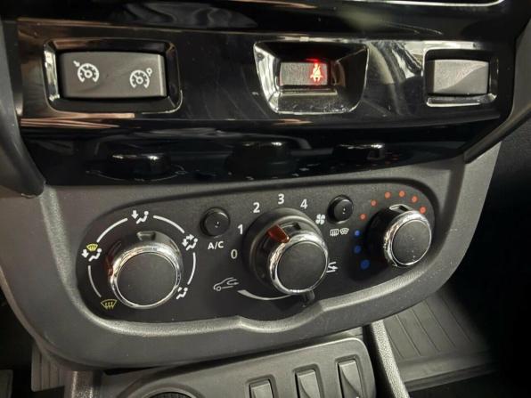 Renault Duster I Рестайлинг с пробегом 2016 года, цена 1 134 640 рублей, 143805 км, внедорожник, Автокод Объявления