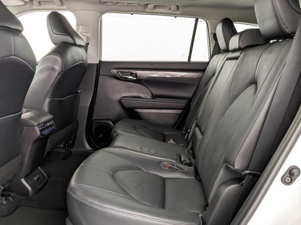 Toyota Highlander IV (XU70) с пробегом 2021 года, цена 4 900 000 рублей, 90600 км, внедорожник, Автокод Объявления