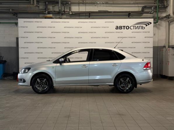Volkswagen Polo V с пробегом 2010 года, цена 499 000 рублей, 272000 км, седан, Автокод Объявления