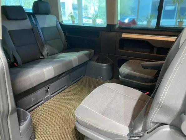 Volkswagen Multivan T5 Рестайлинг с пробегом 2010 года, цена 2 149 000 рублей, 371113 км, минивэн, Автокод Объявления