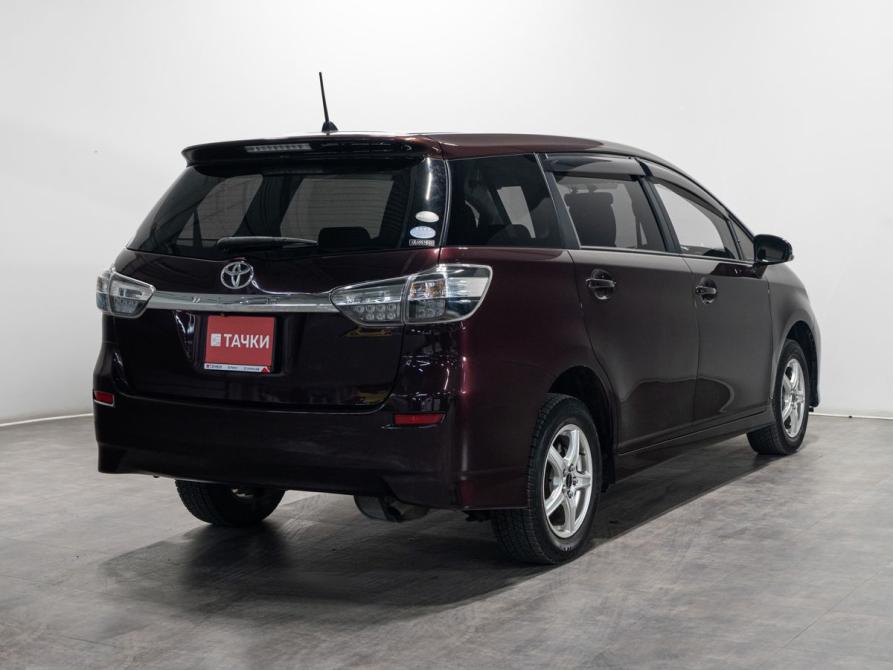 Toyota Wish II Рестайлинг Чита  - изображение 4