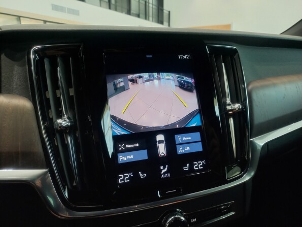 Volvo V90 Cross Country I Рестайлинг с пробегом 2020 года, цена 4 592 000 рублей, 44840 км, универсал, Автокод Объявления