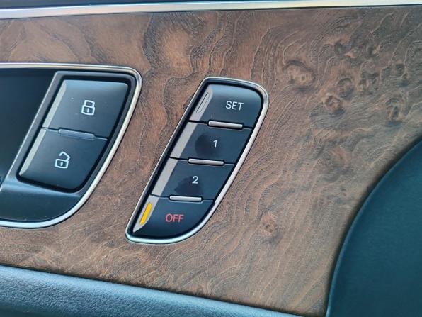 Audi A6 IV (C7) с пробегом 2013 года, цена 1 590 000 рублей, 208000 км, седан, Автокод Объявления