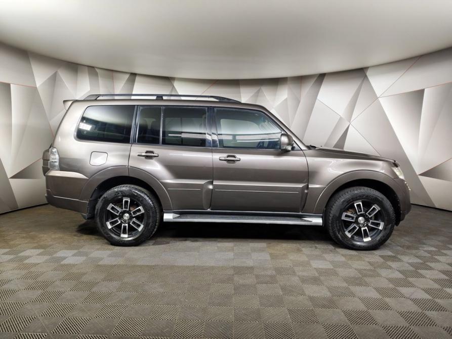 Mitsubishi Pajero IV Рестайлинг 1 Москва  - изображение 6