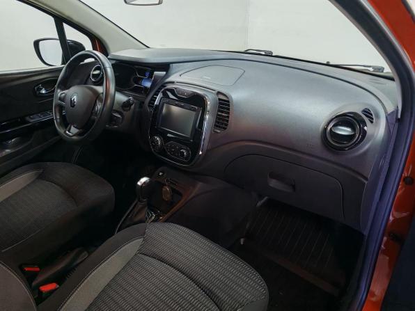 Renault Kaptur I с пробегом 2017 года, цена 1 335 000 рублей, 103926 км, внедорожник, Автокод Объявления
