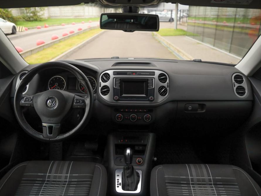 Volkswagen Tiguan I Рестайлинг Санкт-Петербург  - изображение 11