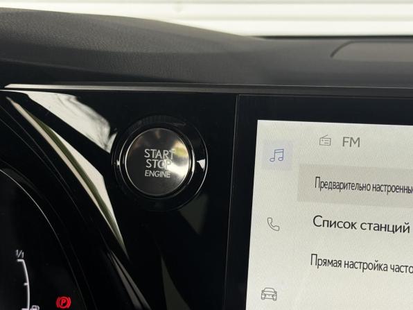 Lexus RX V с пробегом 2023 года, цена 8 980 000 рублей, 3355 км, внедорожник, Автокод Объявления