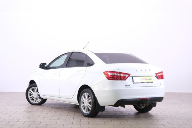 Lada (ВАЗ) Vesta I с пробегом 2019 года, цена 1 189 000 рублей, 136000 км, седан, Автокод Объявления