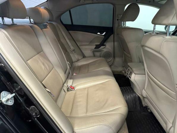 Honda Accord VIII Рестайлинг с пробегом 2011 года, цена 1 265 000 рублей, 192831 км, седан, Автокод Объявления