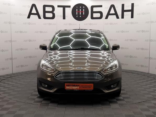 Ford Focus III Рестайлинг с пробегом 2019 года, цена 1 389 000 рублей, 56500 км, седан, Автокод Объявления