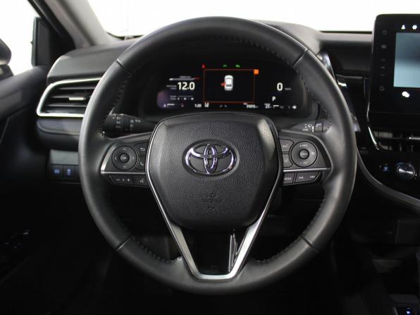 Toyota Camry VIII (XV70) Рестайлинг с пробегом 2023 года, цена 3 750 000 рублей, 30000 км, седан, Автокод Объявления