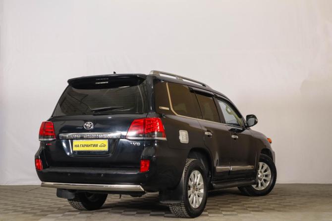 Toyota Land Cruiser 200 Series Рестайлинг 1 с пробегом 2014 года, цена 4 729 000 рублей, 226649 км, внедорожник, Автокод Объявления