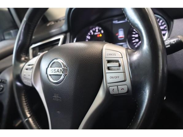 Nissan Qashqai II с пробегом 2014 года, цена 1 099 000 рублей, 258985 км, внедорожник, Автокод Объявления