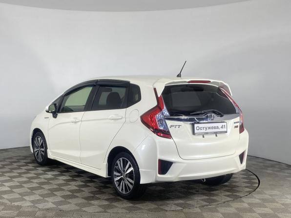 Honda Fit III с пробегом 2016 года, цена 1 070 000 рублей, 138953 км, хэтчбек, Автокод Объявления