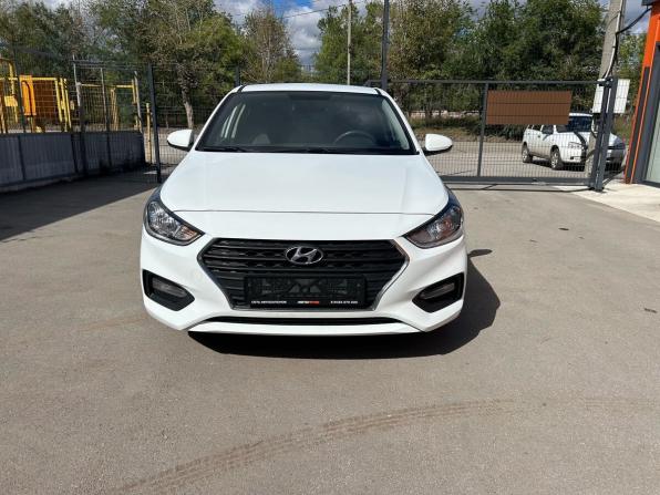 Hyundai Solaris II с пробегом 2018 года, цена 1 280 000 рублей, 80000 км, седан, Автокод Объявления