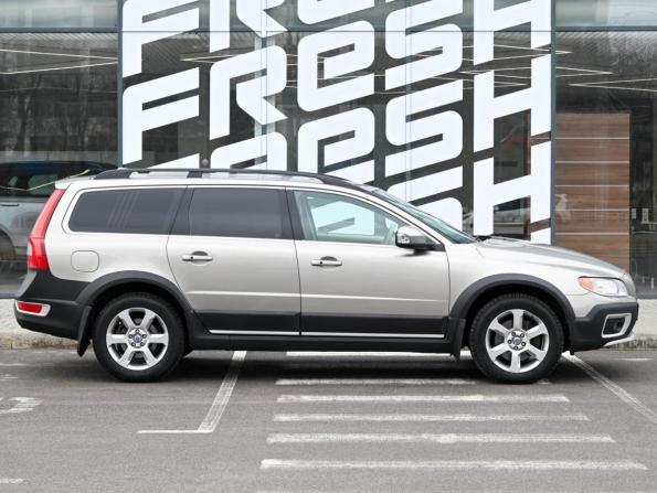 Volvo XC70 II с пробегом 2011 года, цена 1 099 000 рублей, 292353 км, универсал, Автокод Объявления