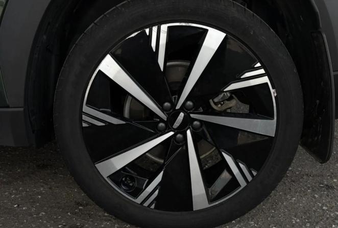 Geely Atlas II с пробегом 2024 года, цена 2 519 000 рублей, 41063 км, внедорожник, Автокод Объявления