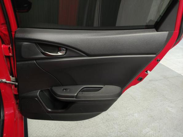 Honda Civic X с пробегом 2016 года, цена 1 450 000 рублей, 167512 км, хэтчбек, Автокод Объявления