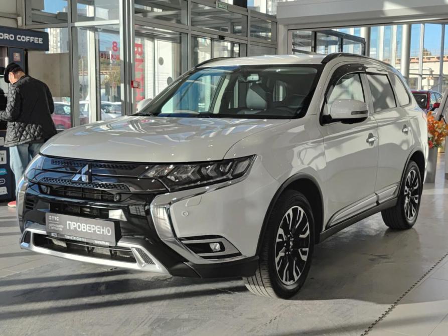 Mitsubishi Outlander III Рестайлинг 3 Казань  - изображение 1