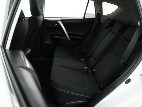 Toyota RAV4 IV (XA40) Рестайлинг с пробегом 2019 года, цена 2 887 077 рублей, 44557 км, внедорожник, Автокод Объявления