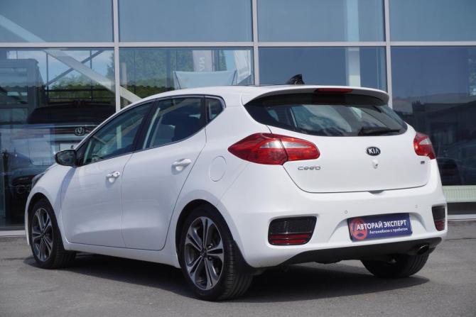 Kia Ceed II Рестайлинг с пробегом 2018 года, цена 1 630 000 рублей, 147484 км, хэтчбек, Автокод Объявления