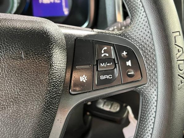Lada (ВАЗ) XRAY I с пробегом 2018 года, цена 800 000 рублей, 118647 км, хэтчбек, Автокод Объявления