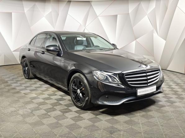 Mercedes-Benz E-Класс V (W213 S213 C238) с пробегом 2018 года, цена 2 055 000 рублей, 211105 км, седан, Автокод Объявления