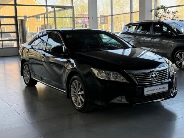 Toyota Camry VII (XV50) с пробегом 2013 года, цена 1 615 000 рублей, 272002 км, седан, Автокод Объявления