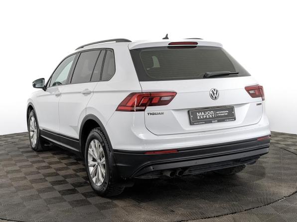 Volkswagen Tiguan II с пробегом 2020 года, цена 2 700 000 рублей, 111039 км, внедорожник, Автокод Объявления