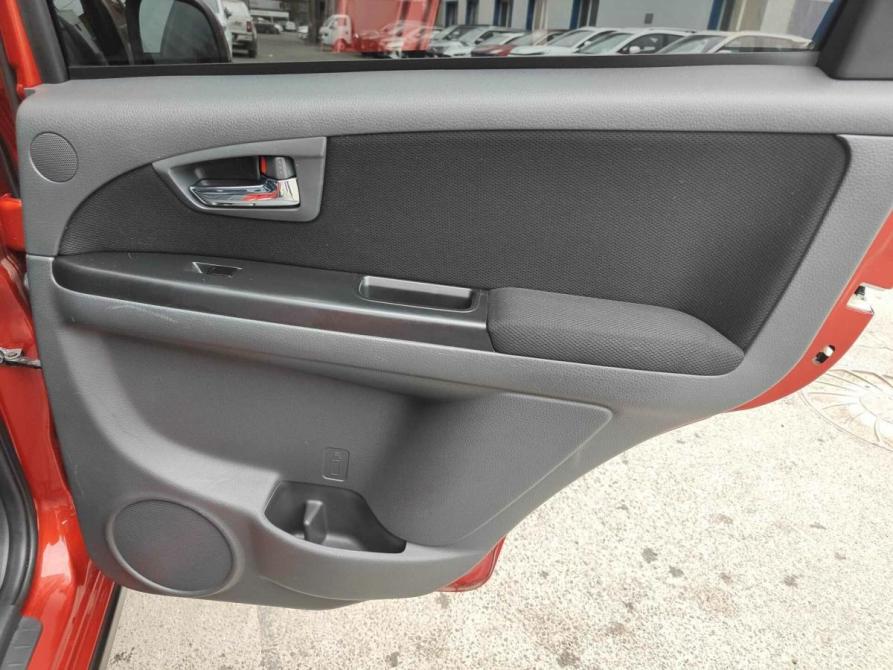 Suzuki SX4 I (Classic) Рестайлинг Санкт-Петербург  - изображение 16