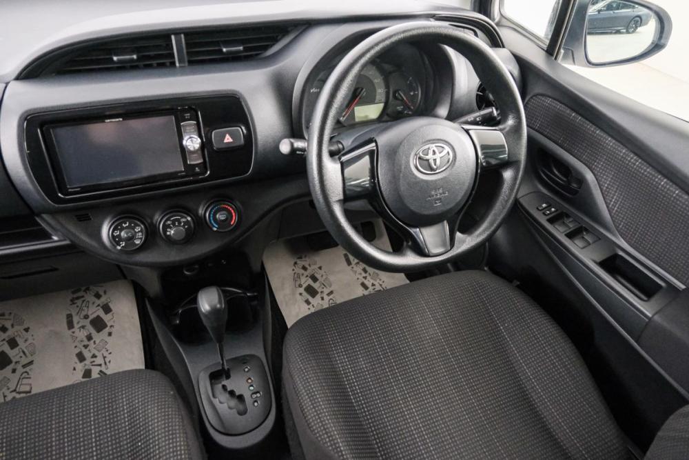 Toyota Vitz III (XP130) Рестайлинг 2 Красноярск  - изображение 10