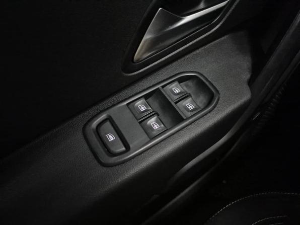 Renault Duster II с пробегом 2022 года, цена 1 745 000 рублей, 143618 км, внедорожник, Автокод Объявления