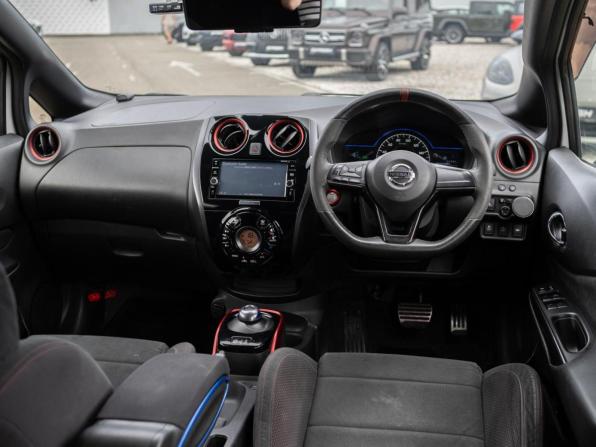 Nissan Note II Рестайлинг с пробегом 2017 года, цена 1 599 000 рублей, 94339 км, хэтчбек, Автокод Объявления