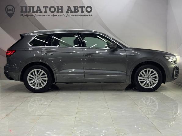 Новый Volkswagen Touareg III Рестайлинг 2025 года, цена 7 899 000 рублей, внедорожник, Автокод Объявления