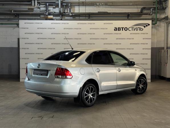 Volkswagen Polo V с пробегом 2012 года, цена 599 000 рублей, 186000 км, седан, Автокод Объявления
