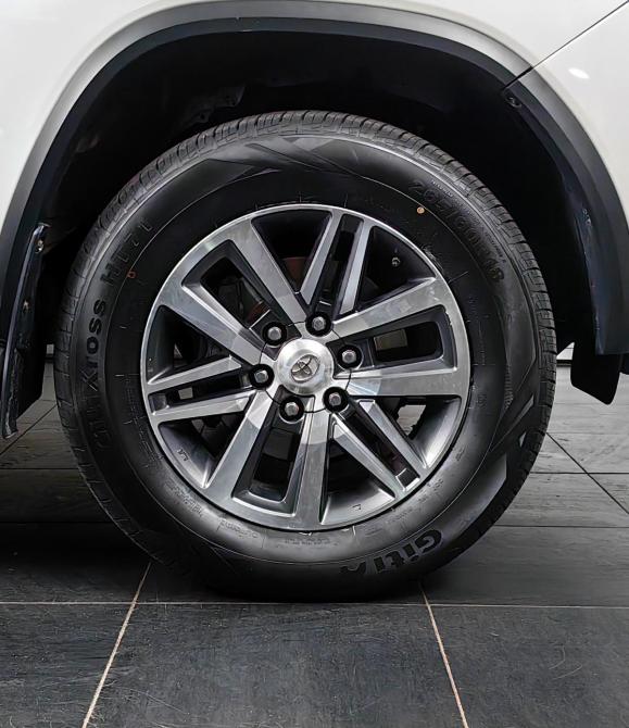 Toyota Fortuner II Москва  - изображение 25