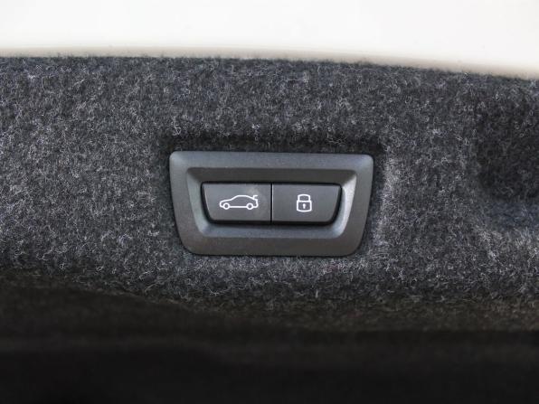 BMW 5 серии VIII (G60/G61/G68) с пробегом 2023 года, цена 7 950 000 рублей, 41482 км, седан, Автокод Объявления