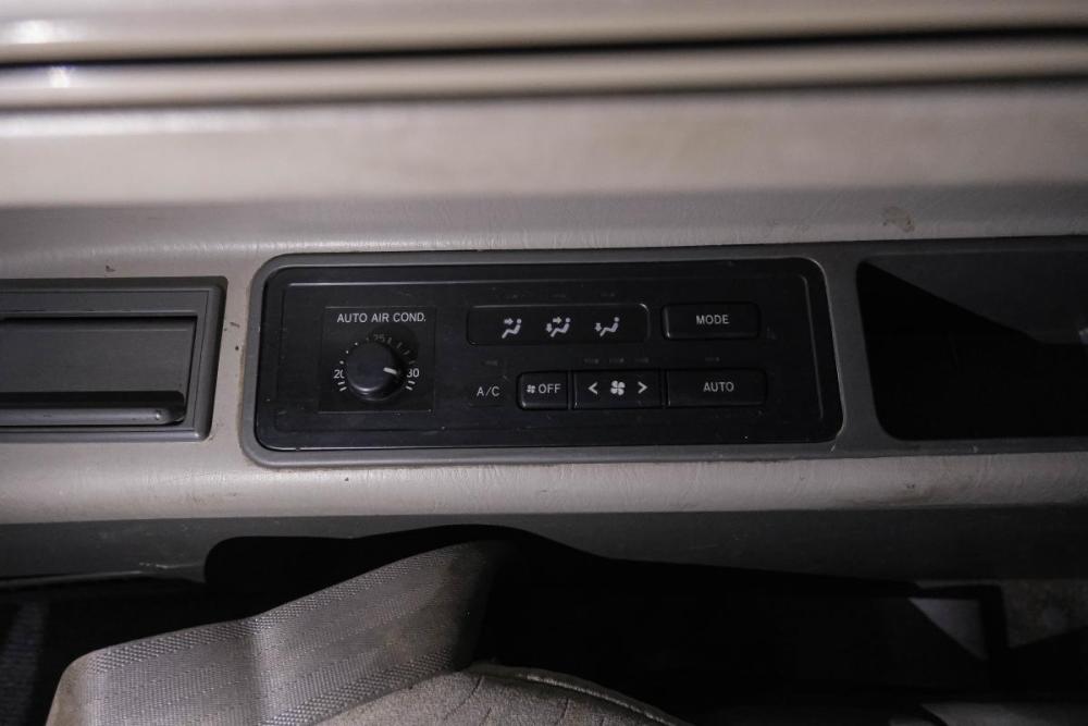 Toyota Noah IV (R90) Новокузнецк  - изображение 29