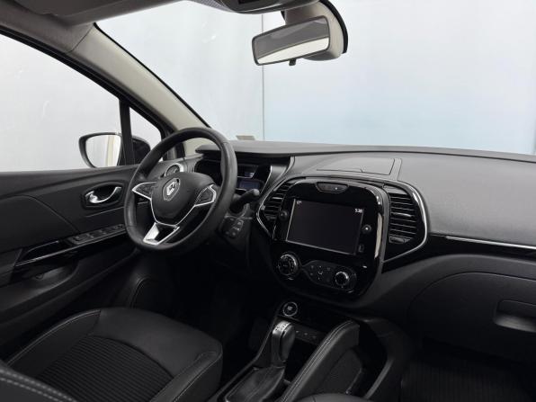 Renault Kaptur I Рестайлинг с пробегом 2021 года, цена 1 425 000 рублей, 92579 км, внедорожник, Автокод Объявления
