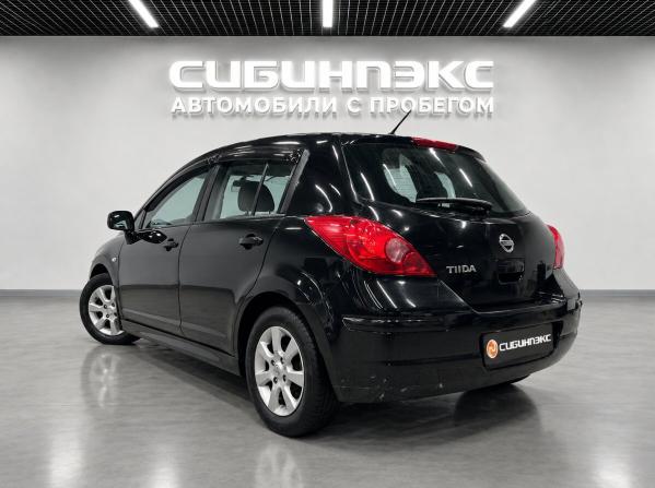 Nissan Tiida I Рестайлинг с пробегом 2010 года, цена 709 000 рублей, 233000 км, хэтчбек, Автокод Объявления