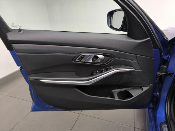 BMW 3 серии VII (G2x) с пробегом 2019 года, цена 3 842 000 рублей, 137734 км, седан, Автокод Объявления