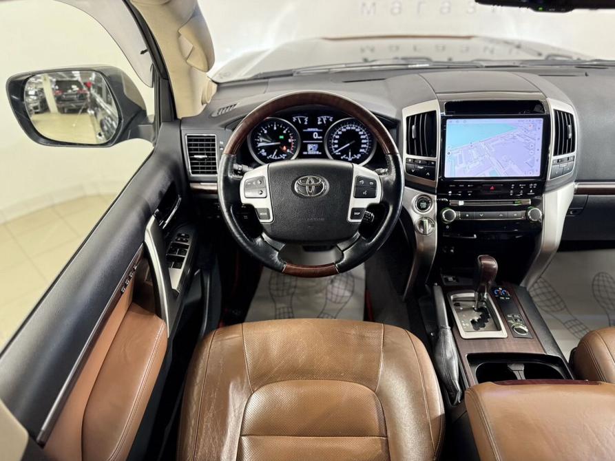 Toyota Land Cruiser 200 Series Рестайлинг 1 Санкт-Петербург  - изображение 8