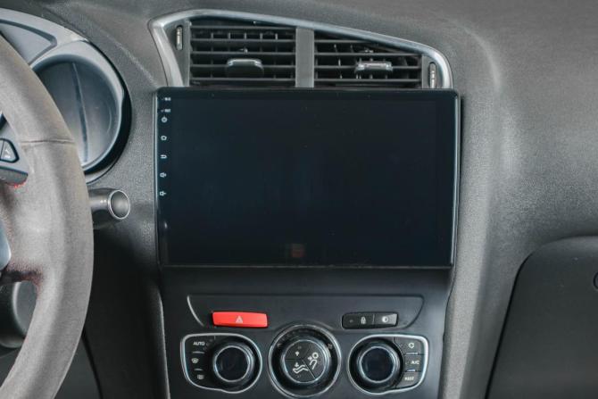 Citroen C4 II с пробегом 2013 года, цена 729 000 рублей, 122000 км, хэтчбек, Автокод Объявления