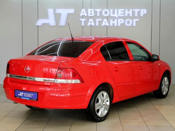 Opel Astra H Рестайлинг с пробегом 2013 года, цена 699 000 рублей, 199000 км, седан, Автокод Объявления