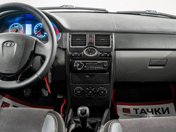 Lada (ВАЗ) Priora I с пробегом 2013 года, цена 499 000 рублей, 214428 км, хэтчбек, Автокод Объявления