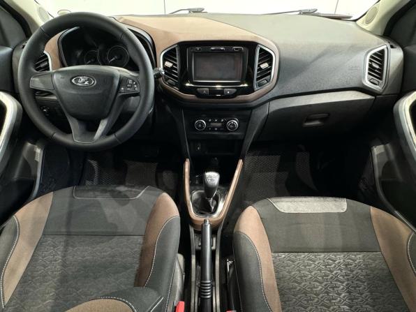 Lada (ВАЗ) XRAY I с пробегом 2017 года, цена 849 000 рублей, 103883 км, хэтчбек, Автокод Объявления