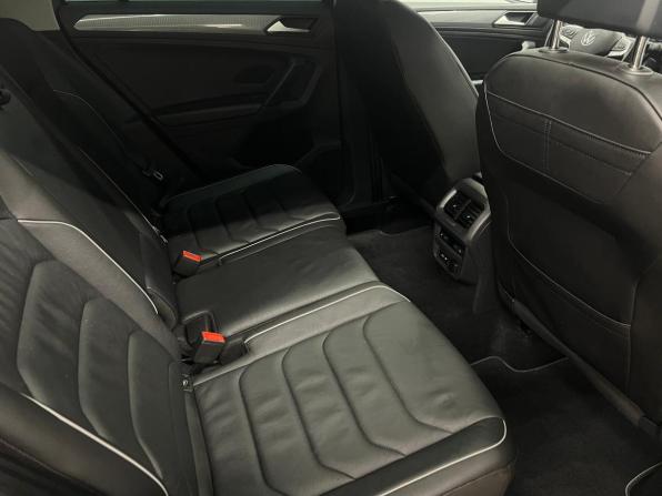 Volkswagen Tiguan II Рестайлинг с пробегом 2021 года, цена 2 265 000 рублей, 232305 км, внедорожник, Автокод Объявления